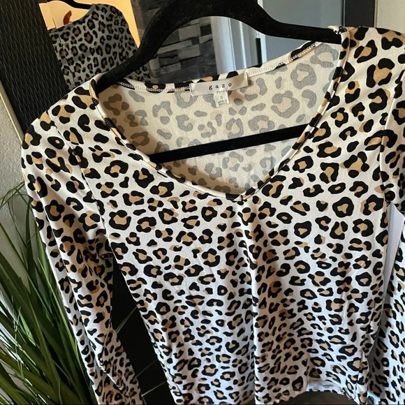 Gaze Cheetah Print Long Sleeve Top - Picture 6 of 12